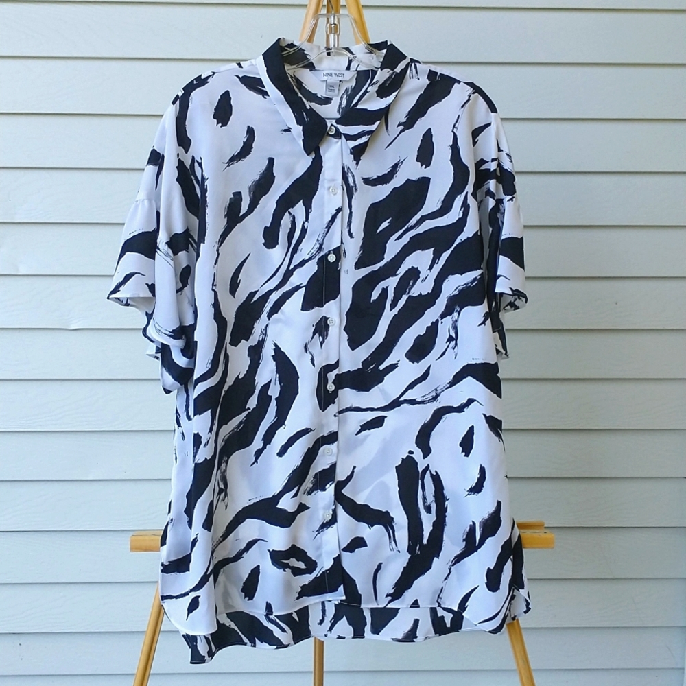 Nine West Abstract Brush Stroke Print Button Down With Flounce Sleeves XXL